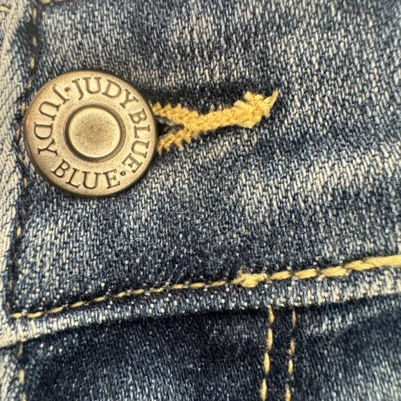 Judy Blue Women's Boyfriend Fit Jeans - 16W - Picture 6 of 11